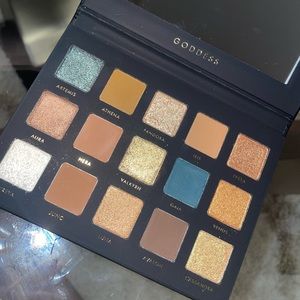 ALTER EGO GODDESS EYESHADOW PALETTE